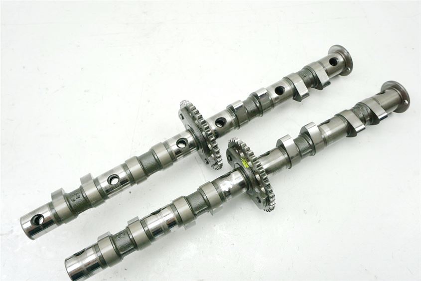 YAMAHA FZS 600 RJ02 FAZER CAMSHAFT INLET & OUTLET - PAIR