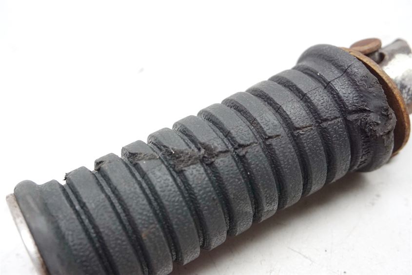 SUZUKI RG 80 GAMMA NC11A PASSENGER FOOTREST LEFT