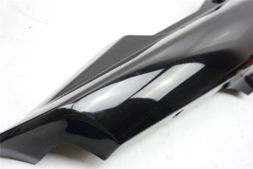 YAMAHA FZS 600 RJ02 FAZER CARENADO TRASERO DERECHO TAPA CUBIERTA