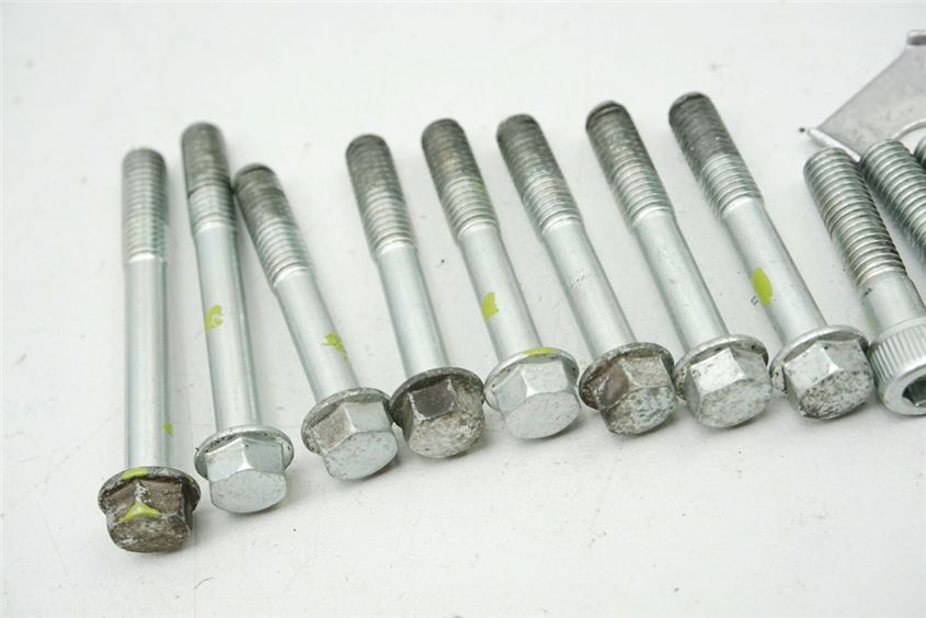 HONDA XL 125 V JC32 VARADERO SCHRAUBEN LIMADECKEL STATOR - SCREWS