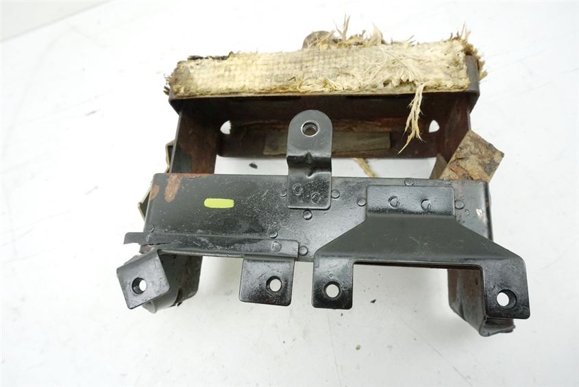 SUZUKI DR 650 SP43 B BATTERIEKASTEN BATTERIEFACH