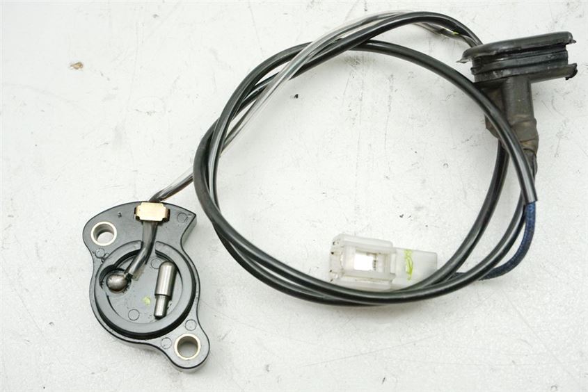 SUZUKI DR 650 SP43 B INTERRUPTOR DE PUNTO MUERTO