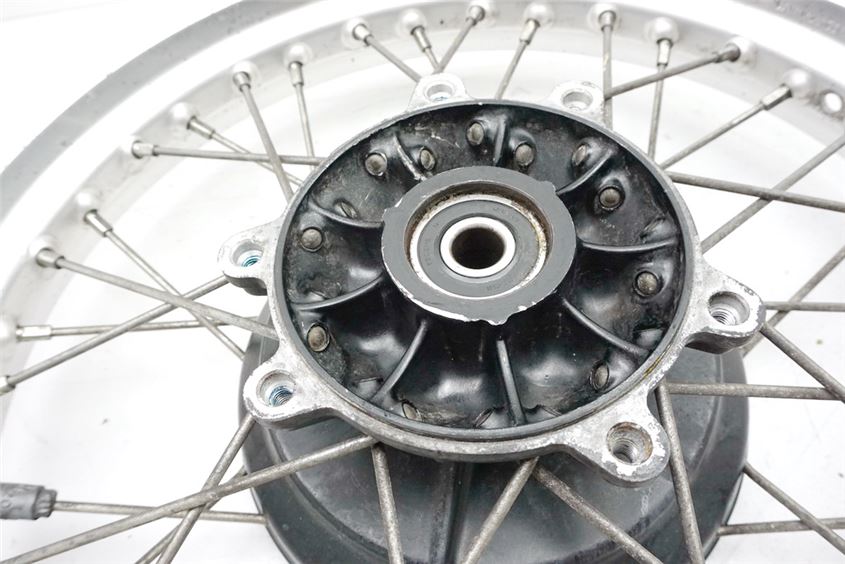 SUZUKI DR 650 SP43 B Llanta trasera Rueda trasera Buje Radios