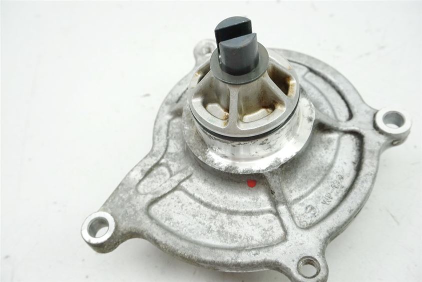 SUZUKI VLR 1800 T WVCT C 1800 R WASSERPUMPE WATER PUMP
