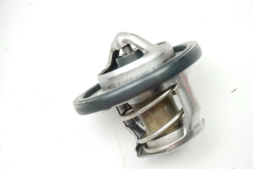 SUZUKI VLR 1800 T WVCT C 1800 R THERMOSTAT THERMOSTATGEHÄUSE