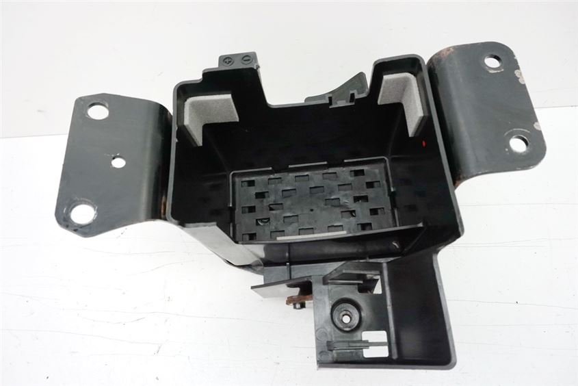 SUZUKI VLR 1800 T WVCT C 1800 R BATTERIEKASTEN BATTERIEFACH HALTER