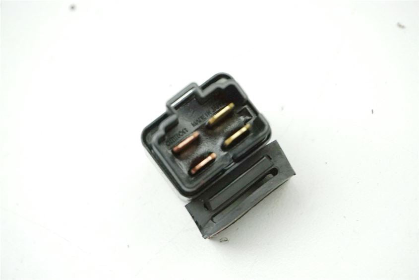 SUZUKI VLR 1800 T WVCT C 1800 R RELAIS OMRON G8MS-S23