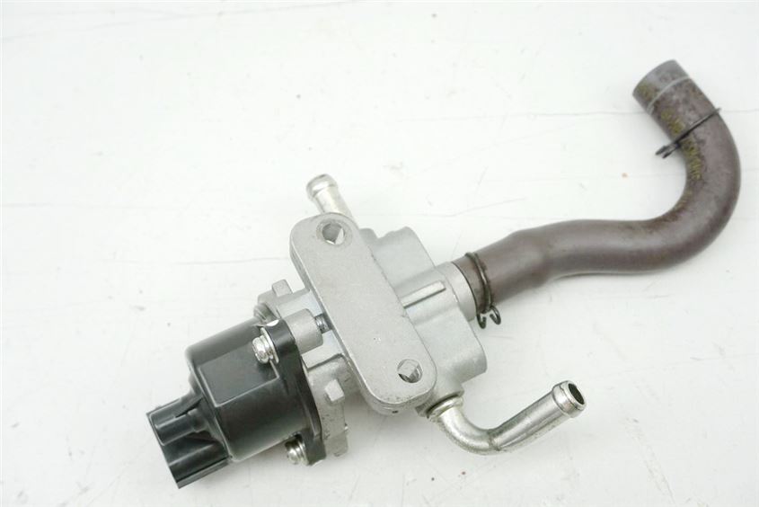 SUZUKI VLR 1800 T WVCT C 1800 R VENTIL INJECTION DROSSELKLAPPENGEHÄUSE LUFTVENTIL146427