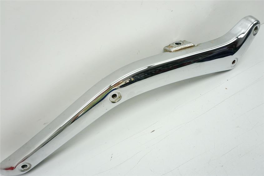 SUZUKI VLR 1800 T WVCT C 1800 R SOPORTE GUARDABARROS DERECHO ABRAZADERA CUBIERTA