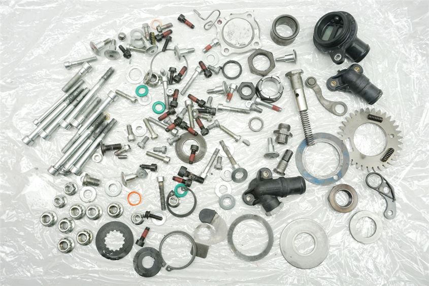 DUCATI 848 EVO H6 SCHRAUBEN & KLEINTEILE - MOTOR