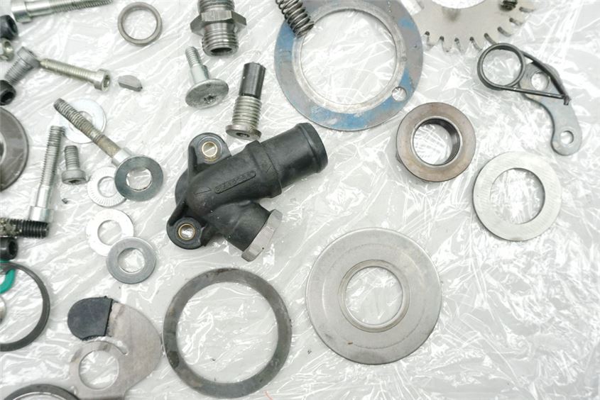 DUCATI 848 EVO H6 SCHRAUBEN & KLEINTEILE - MOTOR