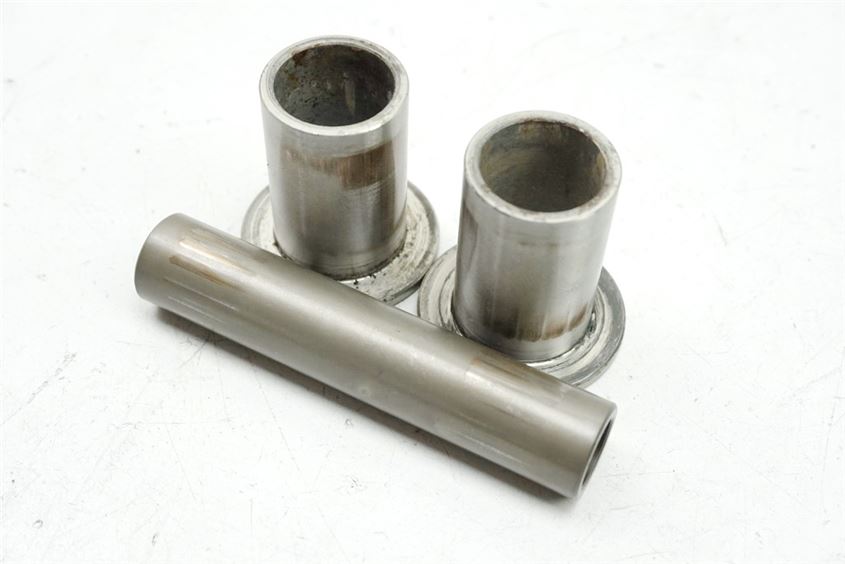 SUZUKI DL 650 V-STROM WVB1 SWINGARM SPACERS AXLE