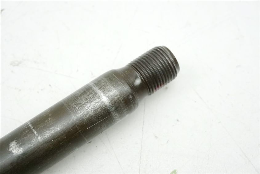 YAMAHA FZ6 N RJ07 STECKACHSE VORN ACHSE DISTANZEN