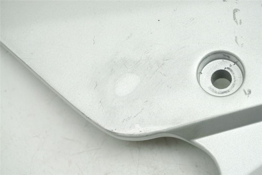 YAMAHA FZ6 N RJ07 SOPORTE DE ESTRIBERA DERECHO DEL CONDUCTOR, SOPORTE DE ESTRIBERA, PLACA DE ESTRIBERA