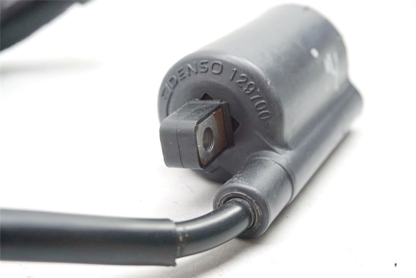 SUZUKI VLR 1800 T WVCT C 1800 R ZÜNDSPULE HINTEN IGNITION COIL