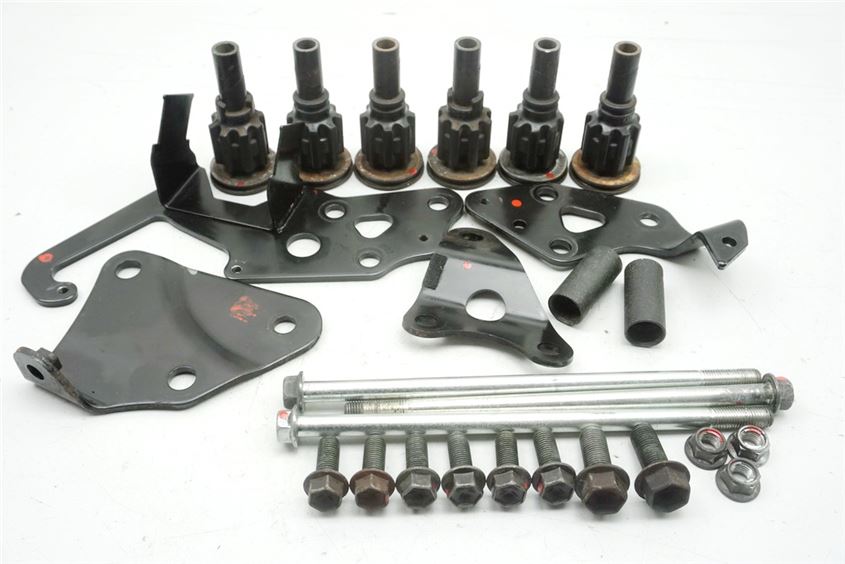 SUZUKI VLR 1800 T WVCT C 1800 R SOPORTE EJE DE MOTOR PERNO DE SOPORTE DE MOTOR