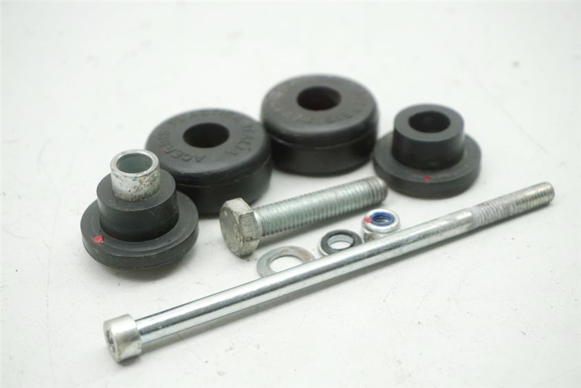 MZ / MUZ SX 125 SNZ1SX (SM) SOPORTE DEPÓSITO GOMAS TORNILLOS SUJECCIÓN DEPÓSITO