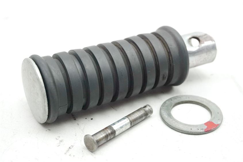 YAMAHA XT 600 E 3TB REPOSAPIÉS PASAJERO IZQUIERDO