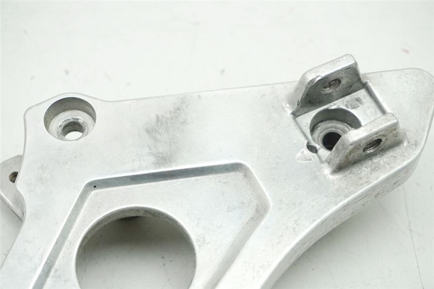 HONDA NTV 650 RC33 REVERE PLACA REPOSAPIÉS CONDUCTOR DERECHO SOPORTE REPOSAPIÉS