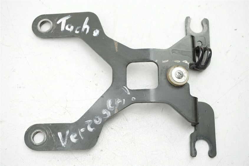 SUZUKI RG 80 GAMMA NC11A SPEEDOMETER COCKPIT BRACKET HOLDER