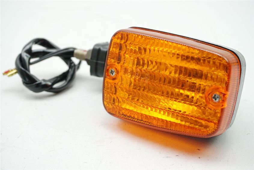 SUZUKI RG 80 GAMMA NC11A FRONT RIGHT TURN SIGNAL