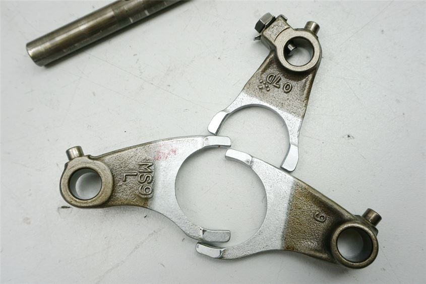 HONDA NTV 650 RC33 REVERE SCHALTKLAUEN GETRIEBE SCHALTGABELN