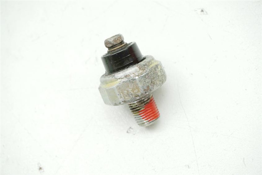 KAWASAKI EN 500 EN 500 B INTERRUPTOR DE PRESIÓN DE ACEITE