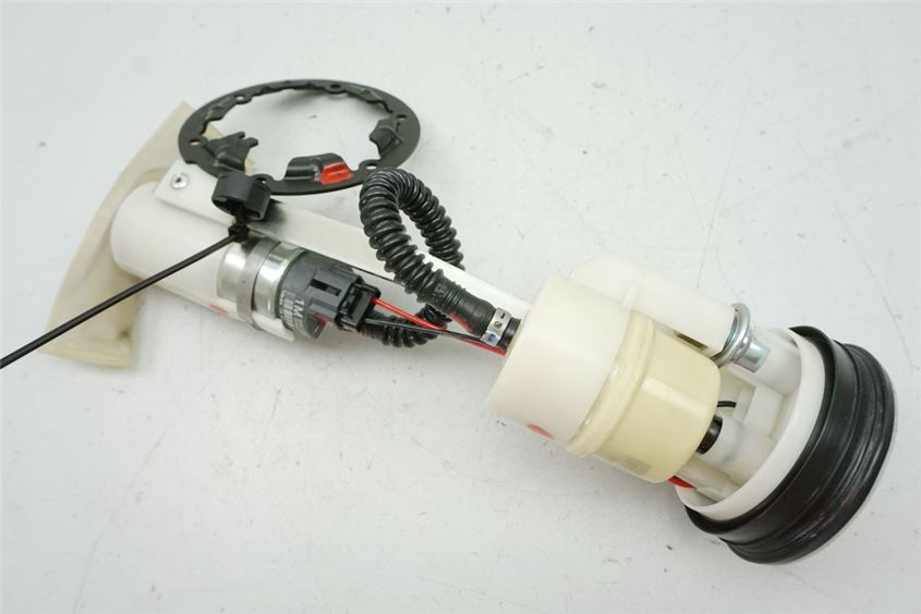 BMW C 600 SPORT C65 (C650) BOMBA DE GASOLINA