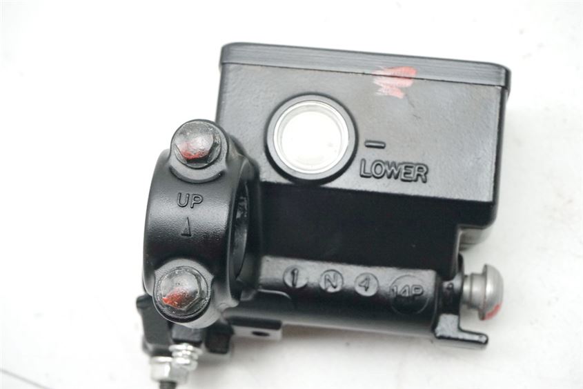 BMW C 600 SPORT C65 (C650) BREMSZYLINDER LINKS BREMSPUMPE