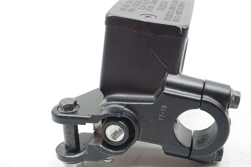 BMW C 600 SPORT C65 (C650) BREMSZYLINDER LINKS BREMSPUMPE
