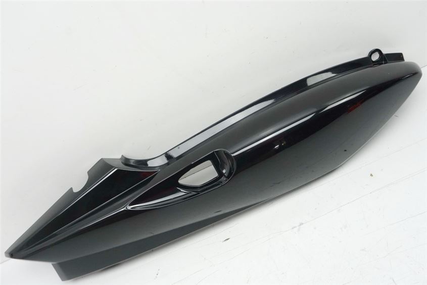 YAMAHA TDM 900 RN08 REAR FAIRING RIGHT COVER