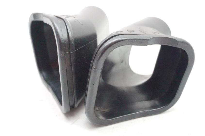 YAMAHA TDM 900 RN08 CABLE GROMMETS FRAME COVER CHANNEL