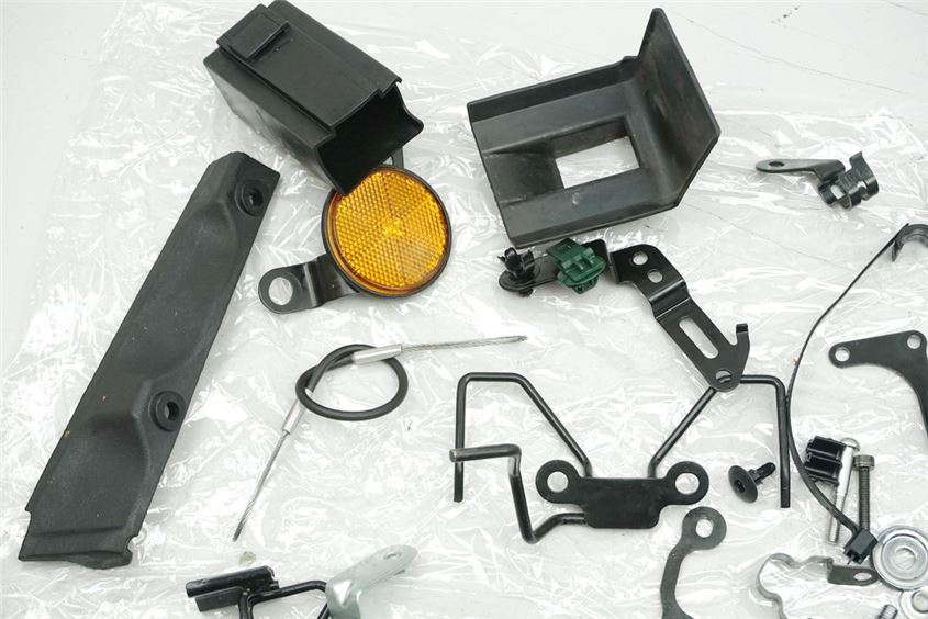 YAMAHA MT 07 TRACER 700 RM14 SCHRAUBEN & KLEINTEILE & HALTER