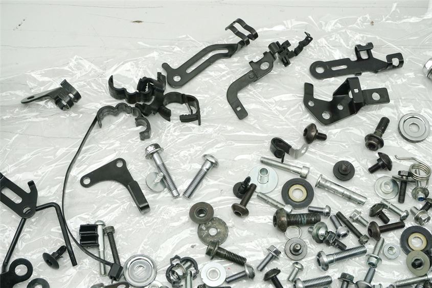 YAMAHA MT 07 TRACER 700 RM14 SCHRAUBEN & KLEINTEILE & HALTER