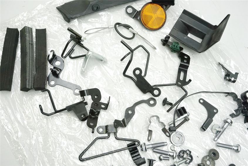 YAMAHA MT 07 TRACER 700 RM14 SCHRAUBEN & KLEINTEILE & HALTER