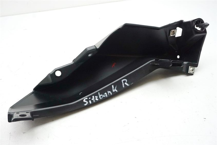 YAMAHA MT 07 TRACER 700 RM14 VERKLEIDUNG HECK RECHTS ABDECKUNG COVER DECKEL