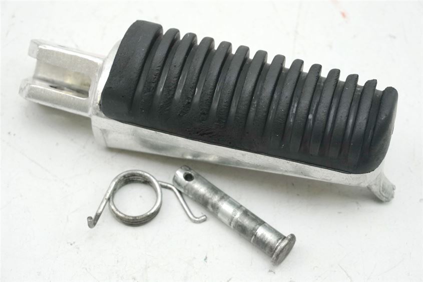 YAMAHA XJ 900 4KM DIVERSION ESTRIBERA DERECHA CONDUCTOR