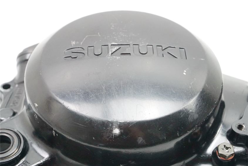 SUZUKI RG 80 GAMMA NC11A TAPA DE EMBRAGUE CUBIERTA DE MOTOR BOMBA DE AGUA TAPA DE MOTOR