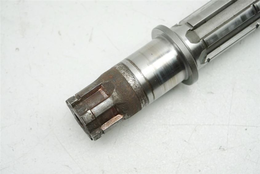 SUZUKI RG 80 GAMMA NC11A GEARBOX SHAFT OUTPUT TRANSMISSION