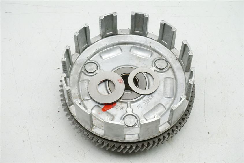 SUZUKI GS 500 E GM51B CLUTCH BASKET CLUTCH