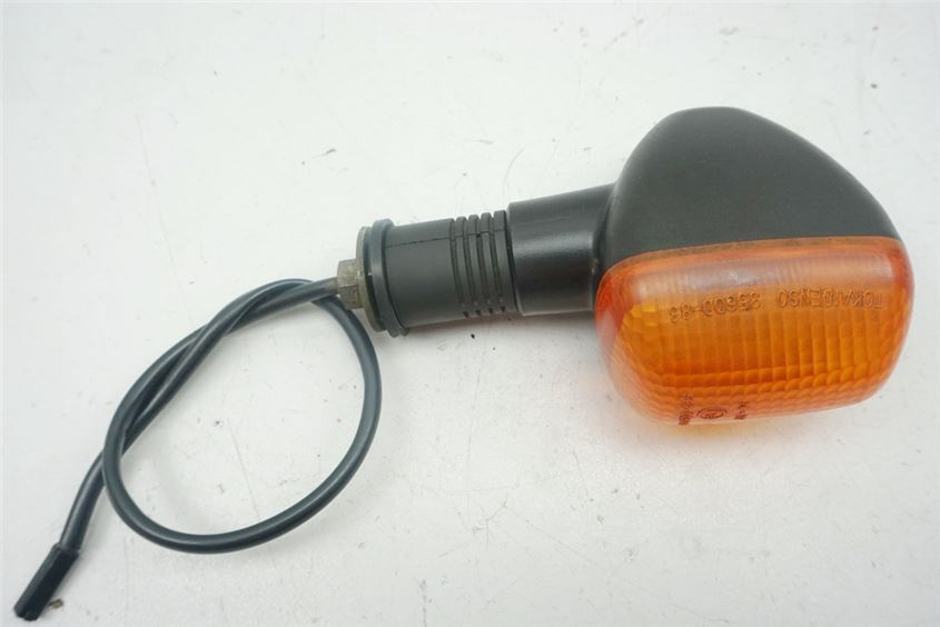 SUZUKI GSX 750 AE INAZUMA INTERMITENTE TRASERO DERECHO