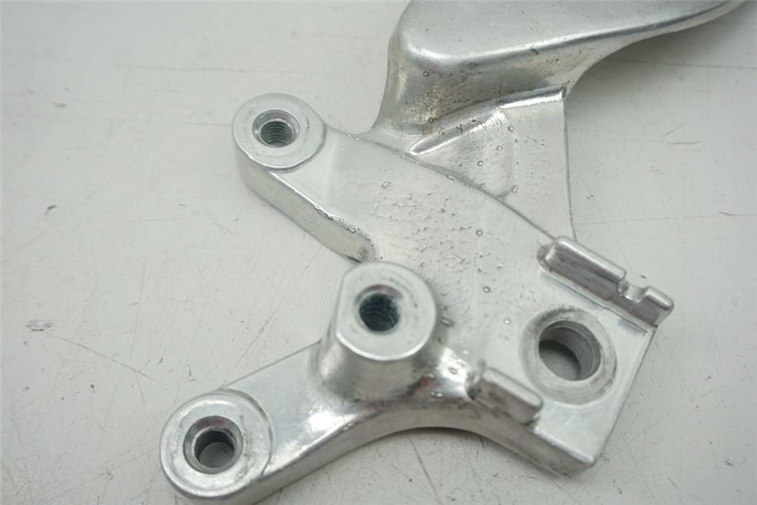 YAMAHA YZF 600 4TV THUNDERCAT SOPORTE ESTRIBERA PILOTO IZQUIERDO ESTRIBERA