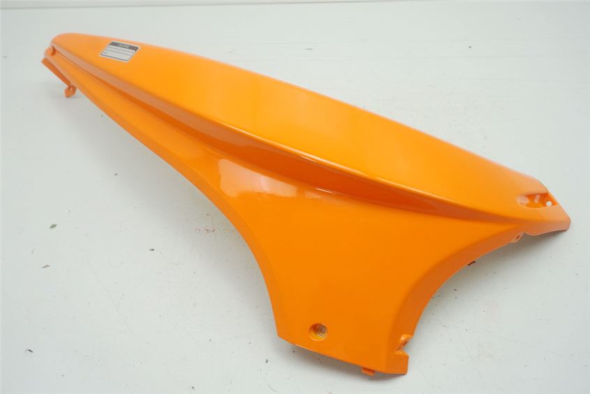 KYMCO SUPER 8 4T - CK50QT-6 CARENADO FRONTAL INFERIOR IZQUIERDO BAJO SPOILER CUBIERTA