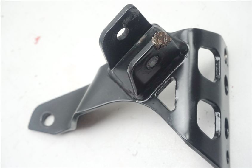 BMW F 650 GS E650G SOPORTE ESTRIBERA DERECHO DELANTERO MENSULA ESTRIBO