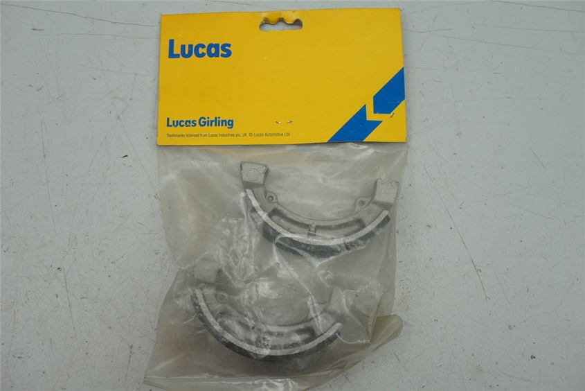 BRAKE SHOES REAR LUCAS MCS 861 BRAKE PADS