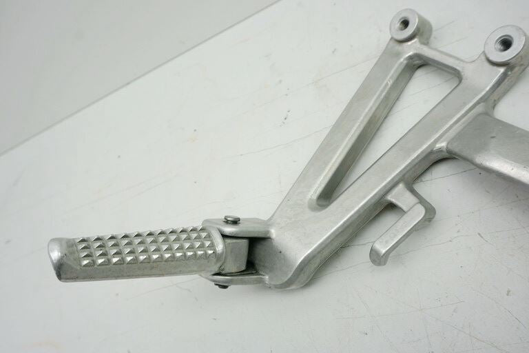 HONDA CBR 600 PC31 FUßRASTENANLAGE SOZIUS LINKS HALTER FUßRASTE