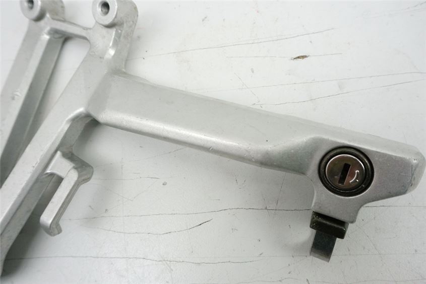 HONDA CBR 600 PC31 FUßRASTENTRÄGER SOZIUS LINKS HALTER FUßRASTE