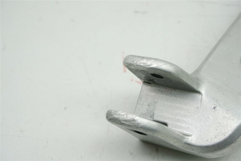 HONDA CBR 600 PC31 FUßRASTENTRÄGER SOZIUS LINKS HALTER FUßRASTE