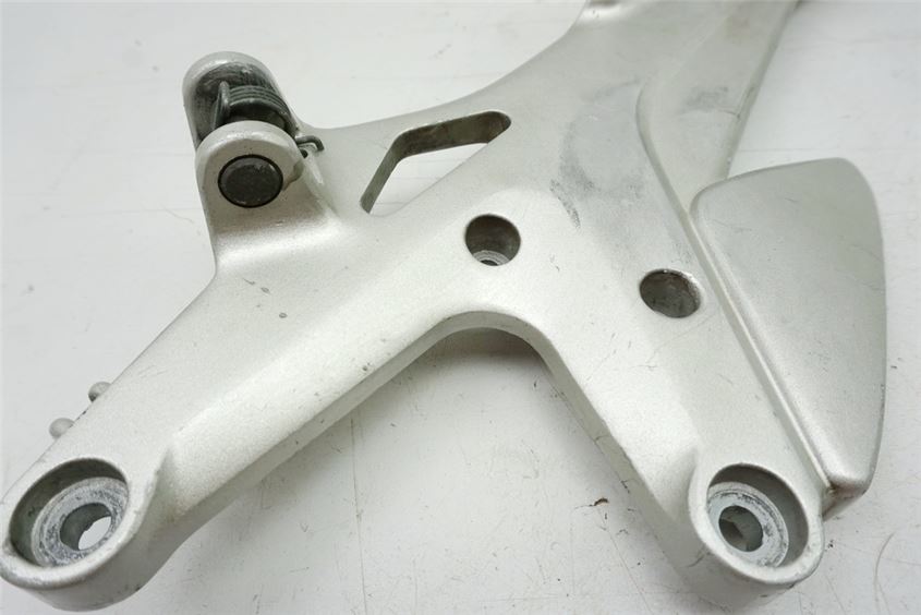 HONDA CBF 500 PC39 FOOTREST PLATE RIGHT FOOTREST HANGER HOLDER FOOTREST