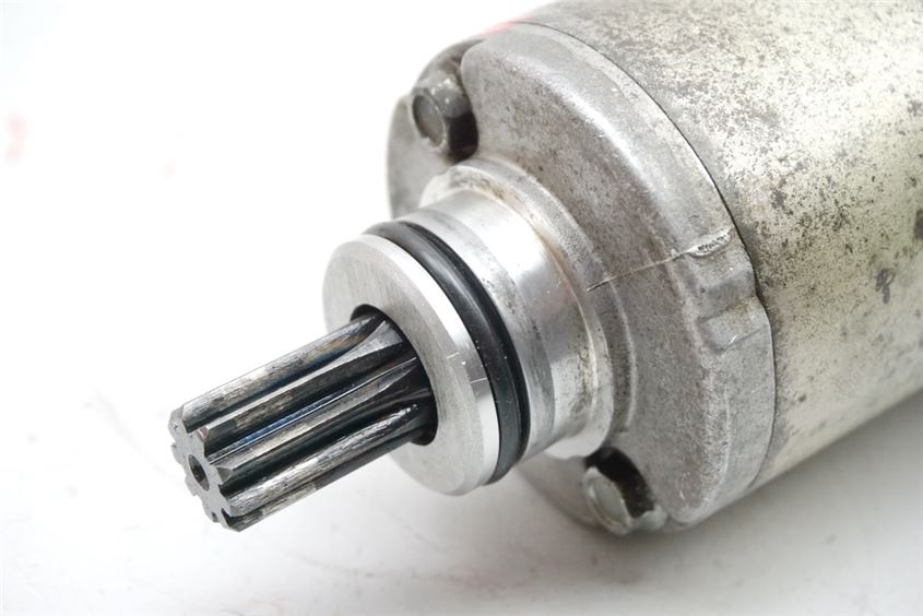SUZUKI GN 125 NF41A ANLASSER STARTER MOTOR